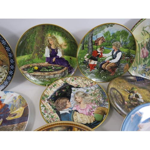 103 - Selection of 12 various collectors plates.