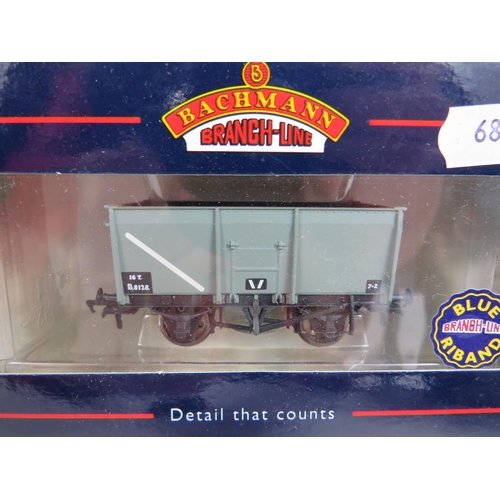 135 - Three Mainline 00 Scale Seven plank Horlicks wagons plus a Bachman 16 ton slope side rivetted side d... 