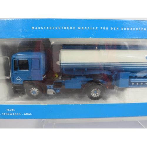 142 - Corgi MAN  Tank Wagon in the Aral Livery. Boxed and unused. See photos.