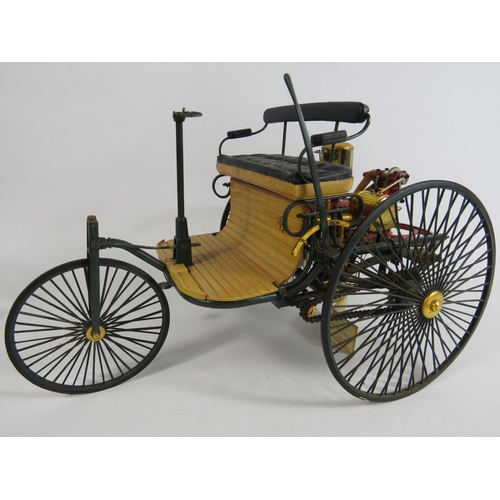 161 - Franklin Mint hand assembled die cast highly detailed model of a 1886 Benz Motorwagen  1:8 Scale det... 