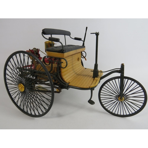 161 - Franklin Mint hand assembled die cast highly detailed model of a 1886 Benz Motorwagen  1:8 Scale det... 