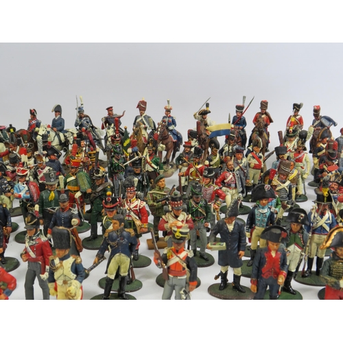 181 - Over 100 Del Prado Collection metal toy soldiers.