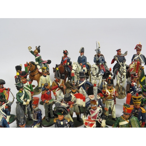 181 - Over 100 Del Prado Collection metal toy soldiers.