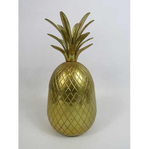 200 - Vintage brass pineapple ice bucket which measures approx 9.5