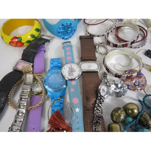 280 - Mixed costume jewellery lot, Necklaces, watches, rings etc.