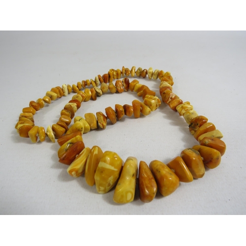 301 - Vintage Butterscotch Amber style necklace.