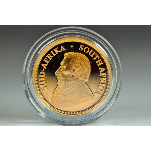 520 - 2017 Ltd Edition, 2213/5000,  Quarter oz 22ct gold proof Krugerrand. Comes with presentation case an... 