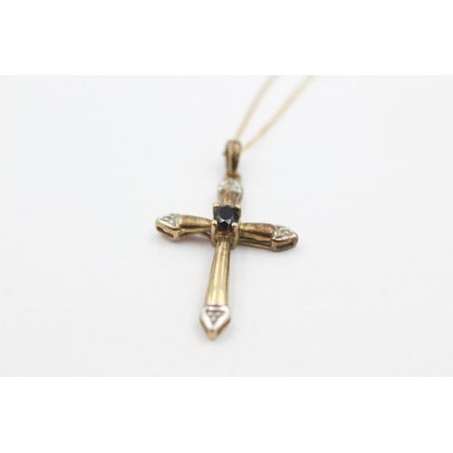 444 - 9ct gold sapphire & diamond set cross pendant necklace (1.8g)     734528