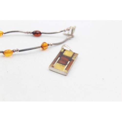 456 - 6 x .925 amber set jewellery including necklace and rings (41g)     262353