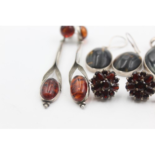 460 - 8 x .925 gemstone set jewellery including amber, garnet and turquoise (56g)      832801