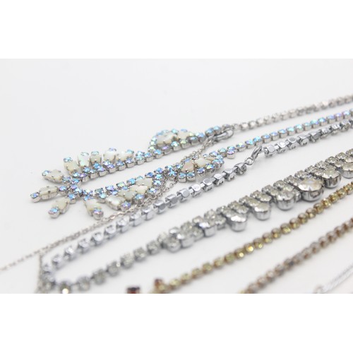 468 - 15 x true vintage and retro rhinestone necklaces (141g)     553180