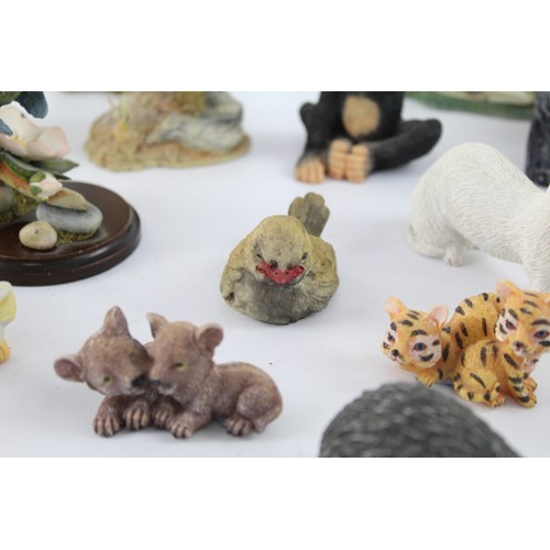 365 - Job Lot of Vintage Animal ORNAMENTS Inc Figures, Plates, Ceramic, Resin Etc      627559