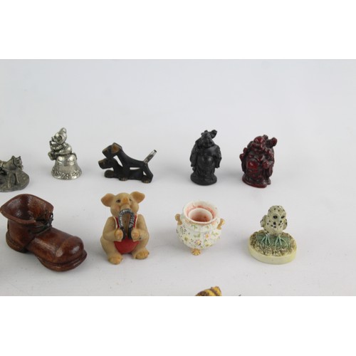 376 - 35 x Assorted Vintage MINIATURE Ornaments Inc Bee, Mice, Buddah Etc     627539