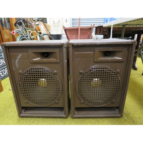 633 - 2 Large vintage pub speakers.