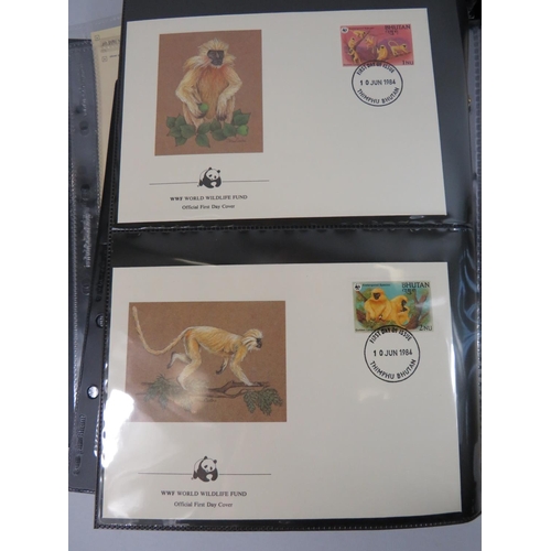 552 - Selection of Five albums of FDC, Mints plus 0.999 Sterling Silver coin FDC's (each 20g). All Depicti... 