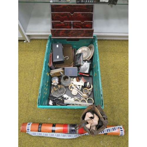 1107 - Large box of mixed collectable items.