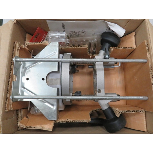 1061 - Router frame less motor in original box together with a workzone 400w electric file in unused condit... 