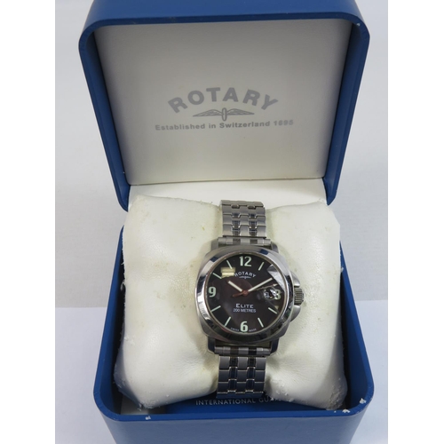 405 - Rotary Elite mens watch with date window, expanding  metal strap, papers & Box. Will need new batter... 