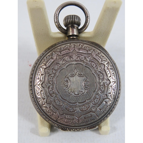 415 - Silver cased Waltham Pocket watch. Clear enamel face. Crown wind. Non runner for spares or repairs. ... 