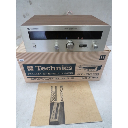 748 - Technics FM/AM Stereo Tuner, ST3000 With original box (no packaging). Working condition unknown. See... 