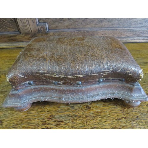 996 - Victorian leather topped footstool. see photos