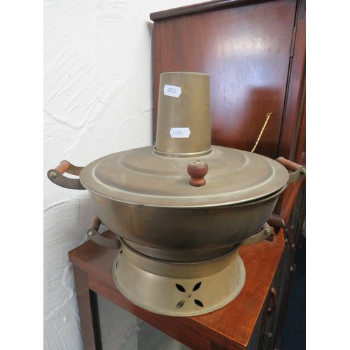 1004 - Vintage Brass steamer with mesh ladles within. see photos.