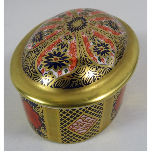 16 - Royal Crown Derby oval lidded trinket in the Old Imari 1128 pattern.