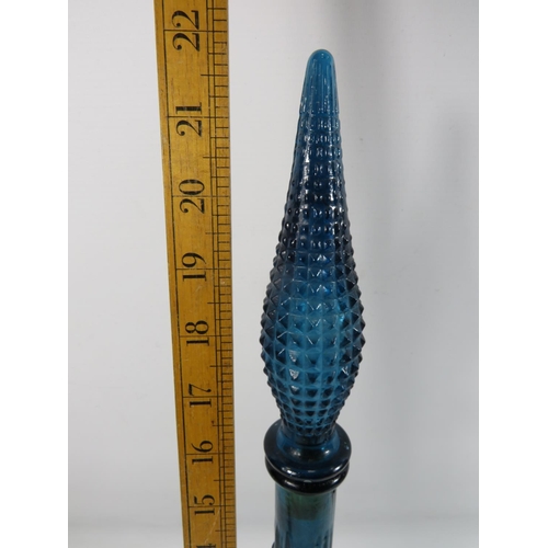 140 - Large Empoli vase in Kingfisher blue with good stopper. No damage in good order. 22 inches tall.