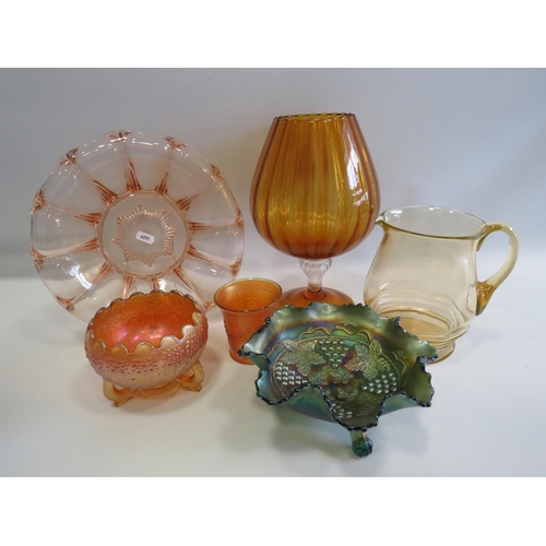 126 - Uranium art glass mixed lot including carnival glass.