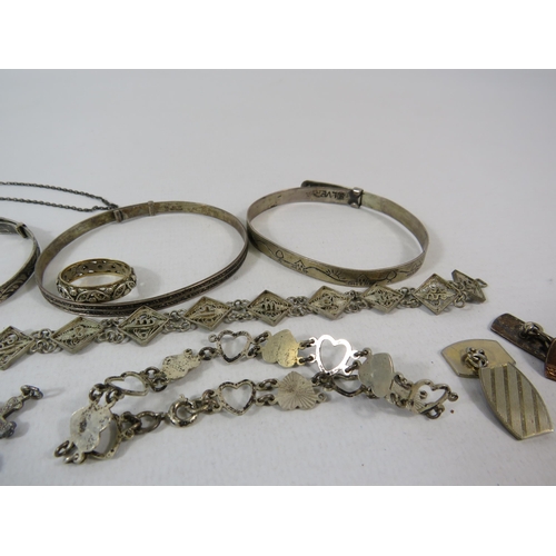 518 - Mixed lot of 9ct and silver rings, necklaces, cufflinks etc.