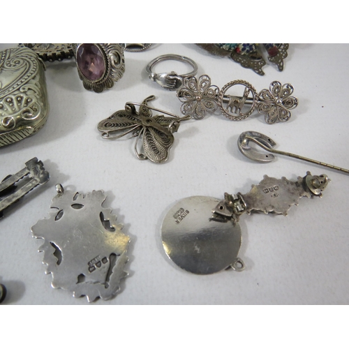 519 - Mixed lot of sterling silver and white metal Jewellery and collectables.