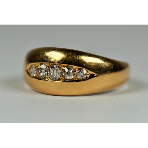 430 - 18ct Yellow Gold Multi Diamond set ring in an eliptical trench setting of Five Diamonds   Finger siz... 