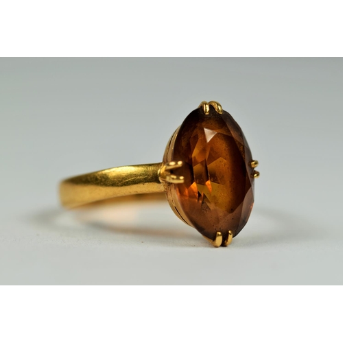 446 - 22ct Yellow Gold Antique Victorian ring set with an Oval smokey Quartz. Lovely Clear Hallmarks   Fin... 