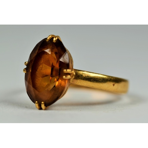 446 - 22ct Yellow Gold Antique Victorian ring set with an Oval smokey Quartz. Lovely Clear Hallmarks   Fin... 