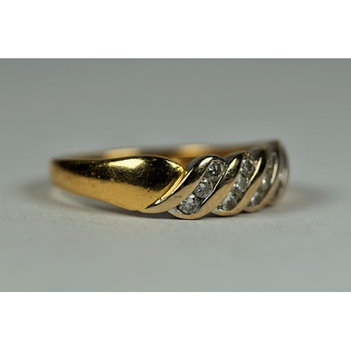 454 - 18ct Yellow Gold Multi Diamond set banded ring..Finger size M-5   3.5g