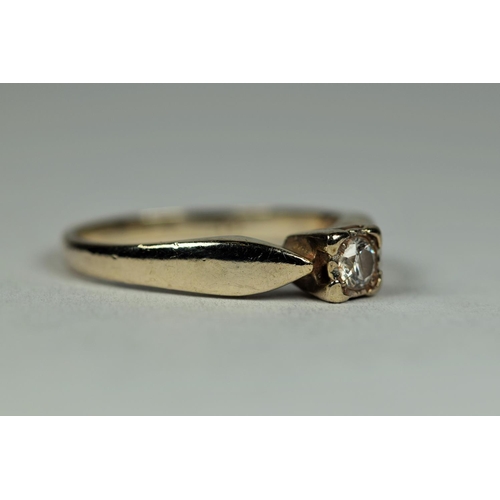 462 - 9ct White Gold Solitiare Diamond ring in an Illusion mount.   Diamond approx 0.12pts.  Finger size L... 