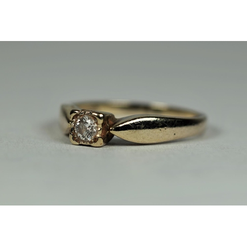 462 - 9ct White Gold Solitiare Diamond ring in an Illusion mount.   Diamond approx 0.12pts.  Finger size L... 