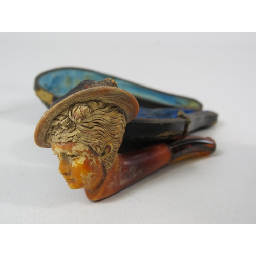 573 - Antique Meerschaum pipe in the form of a lady wearing a hat.