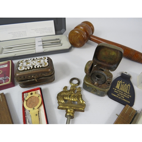 614 - Collectables lot including a Travel inkwell, Auctioneers Gavel etc.