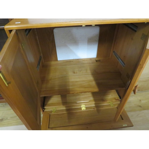 865 - Light wood TV Cabinet with DVD drawer under. In Ercol Style. Would lend itself to other uses.  H:37 ... 