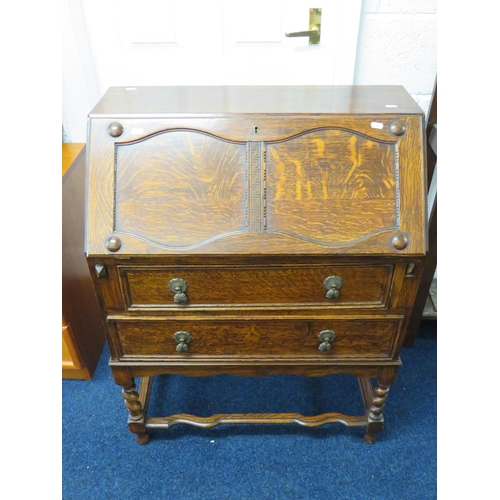 869 - Lovely Early 20th Century Oak Bureau with long drawers under. Short Barley twist sub legs. Good Colo... 