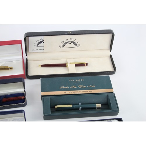 208 - 12 x Assorted Vintage BOXED WRITING INSTRUMENTS Inc. Fountains, Ballpoints Etc     567492