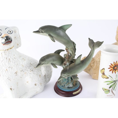 210 - 4 x Assorted Vintage CERAMIC ORNAMENTS Inc Dogs, Dolphins, Vase     654315