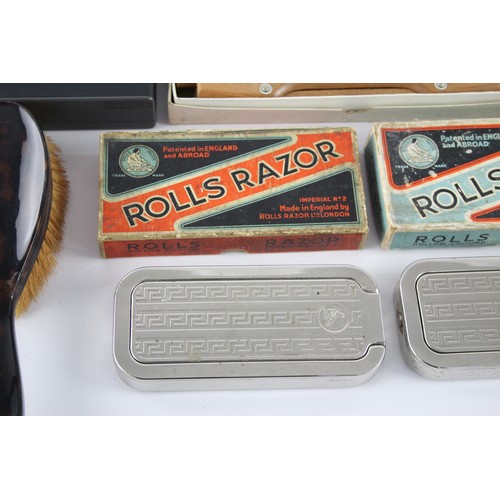 214 - 22 x Assorted Vintage GENTLEMEN'S GROOMING Items Inc Shoe Stretcher, Brush Etc     654299