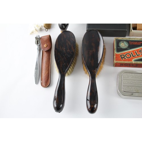 214 - 22 x Assorted Vintage GENTLEMEN'S GROOMING Items Inc Shoe Stretcher, Brush Etc     654299