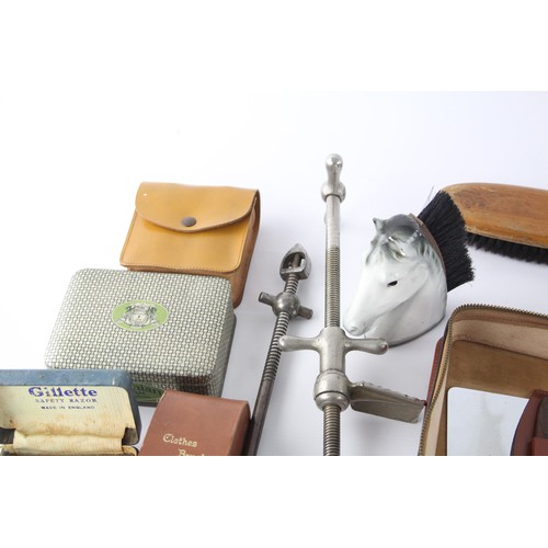 215 - 22 x Assorted Vintage GENTLEMEN'S GROOMING Items Inc Travel Set, Brush Etc     654260