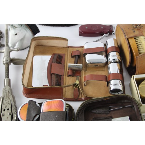 215 - 22 x Assorted Vintage GENTLEMEN'S GROOMING Items Inc Travel Set, Brush Etc     654260