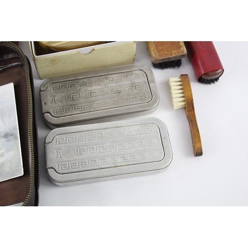 215 - 22 x Assorted Vintage GENTLEMEN'S GROOMING Items Inc Travel Set, Brush Etc     654260