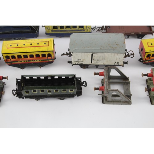 216 - Job Lot of Tinplate O Gauge Rolling Stock Inc HORNBY     693987