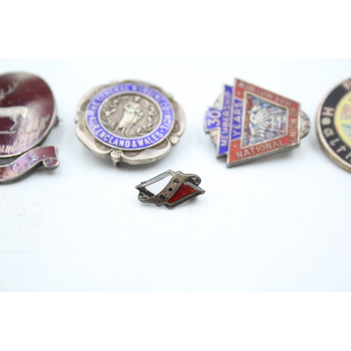 305 - 5 x Assorted Vintage Hallmarked .925 STERLING SILVER Badges Inc Hospital (47g)     559126